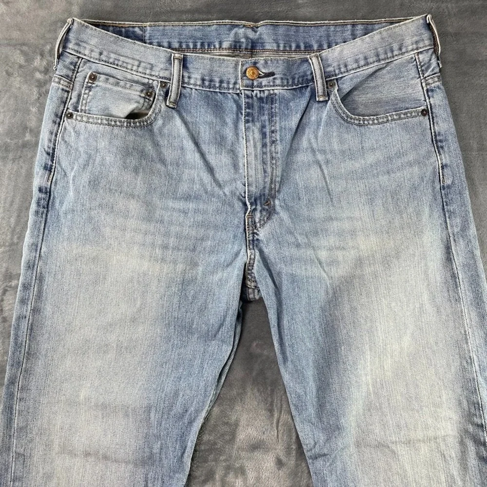 Levi's 569 Jeans Mens 36x30 Fits 38x30 Blue light Wash Straight Relaxed Denim
